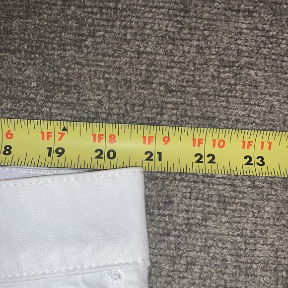 Democracy Shorts - Picture 5 of 9